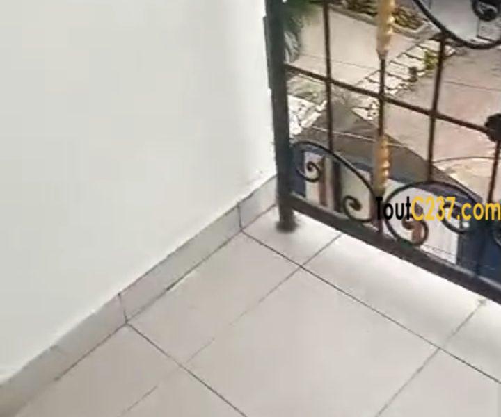 Urgent: Studio moderne à louer à Bonapriso Douala