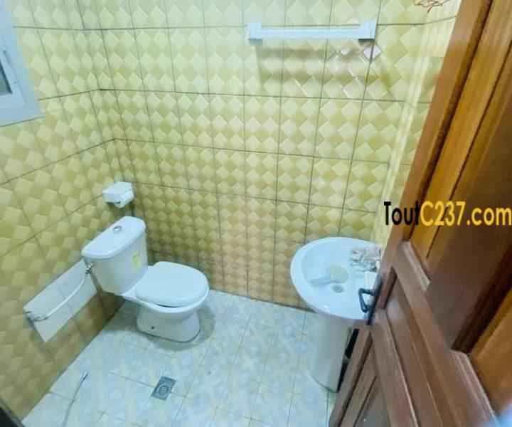 Vaste appartement haut standing à louer à Kotto