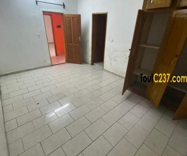 Appartement à louer à Logpom Hopital des soeus