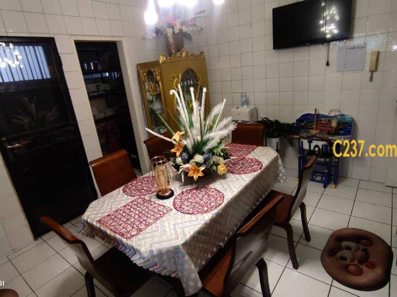 Somptueux duplex complet a vendre à Makepe Douala