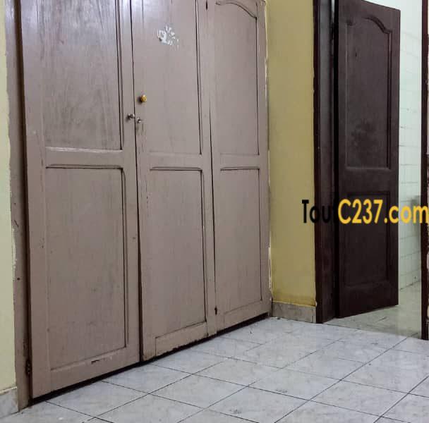 Appartement de 3 chambres à louer à Bonamoussadi Sable