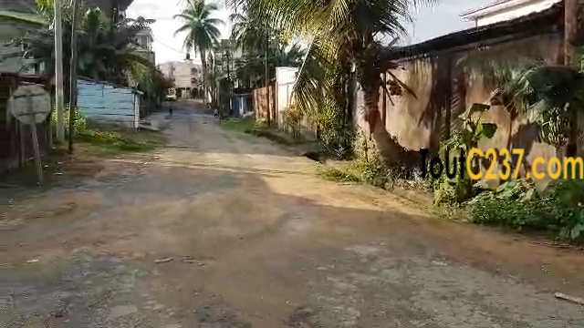 Terrain à vendre à Logpom carrefour express