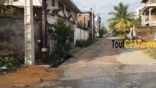 Terrain à vendre à Logpom carrefour express