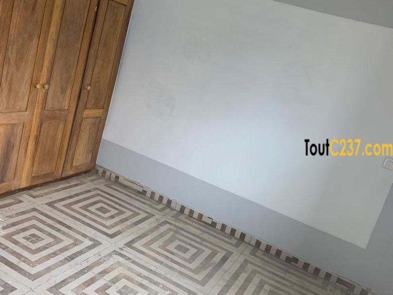 Plusieurs appartements à louer à Makepe, Douala