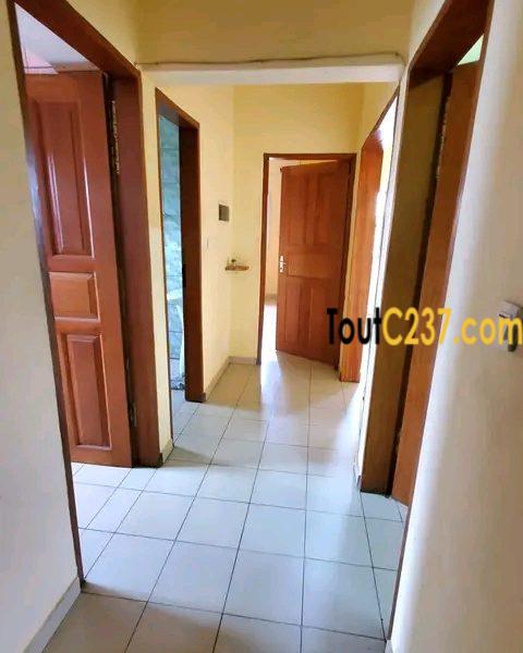 Appartement de 2 chambres à louer à Logpom