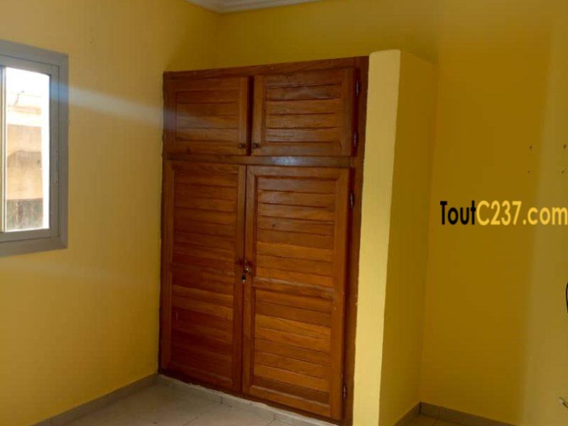 Appartemrnt de 2 chambres à louer à Makepe, Douala