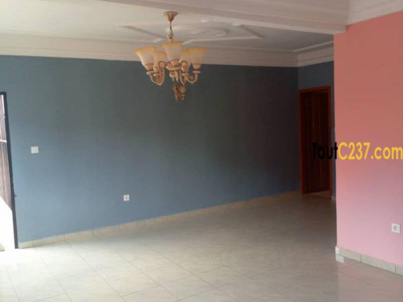Appartemrnt de 2 chambres à louer à Makepe, Douala