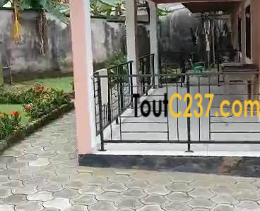 Belle villa à vendre à Nyalla (entrée école)