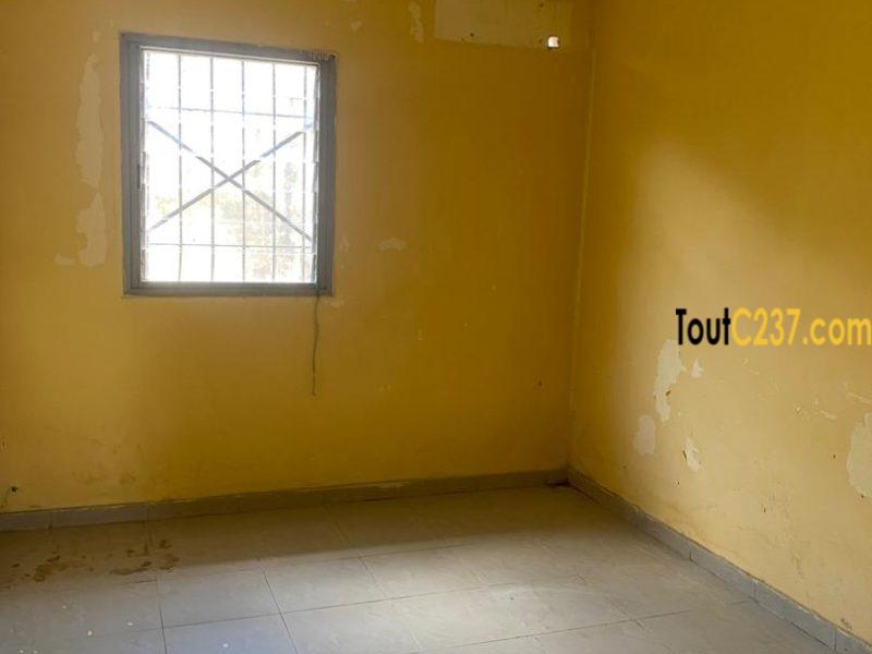 Maison sic à louer à Makepe, Douala