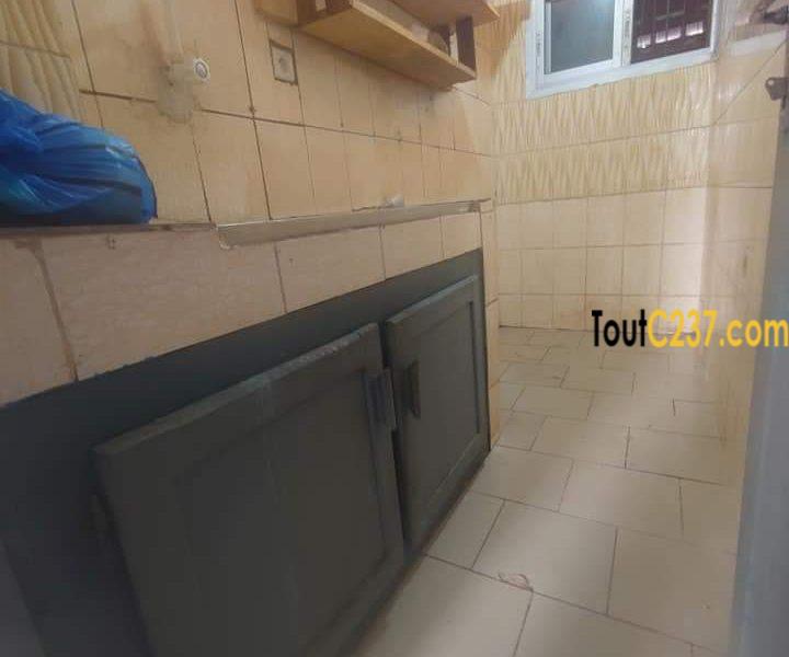 Appartement à louer à Bonamoussadi Douala
