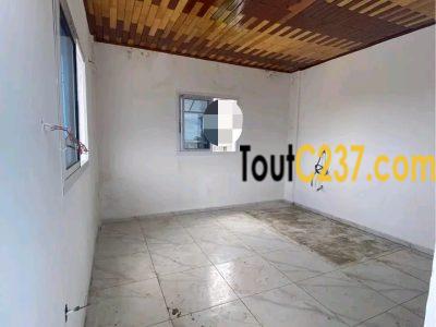 Chambre moderne à louer à Bonamoussadi