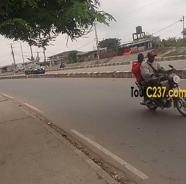 Terrain commercial à vendre à Yassa nkolbong