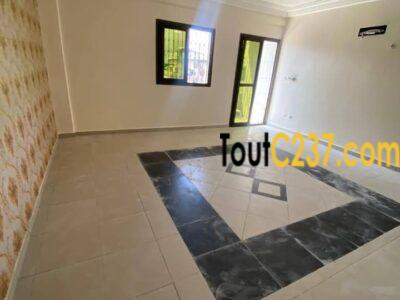 Appartement bureau et habitation à louer à Bali, Douala