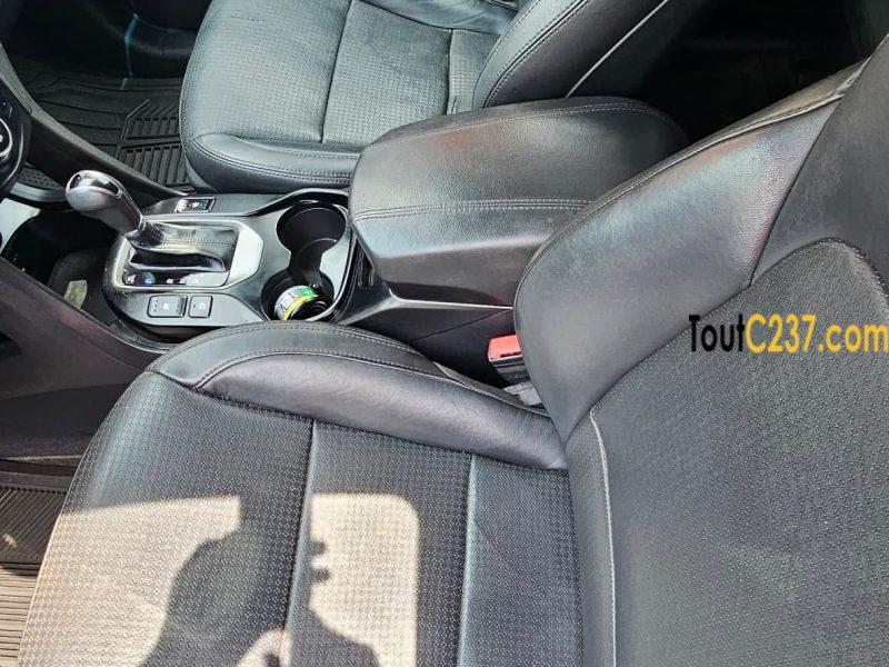 Hyundai Santa fe 2015 à vendre à Douala