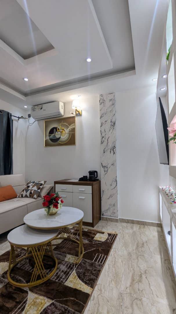 Studio Meublé à Louer à Douala – Confort, Sécurité & Court Séjour – Image 5