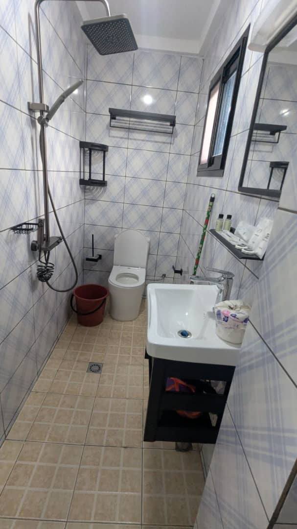Studio Meublé à Louer à Douala – Confort, Sécurité & Court Séjour – Image 6
