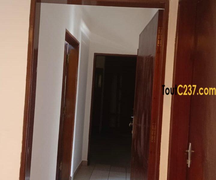 Appartement à louer à Bali, Douala