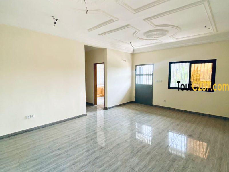 Appartement à louer à Kptto residence