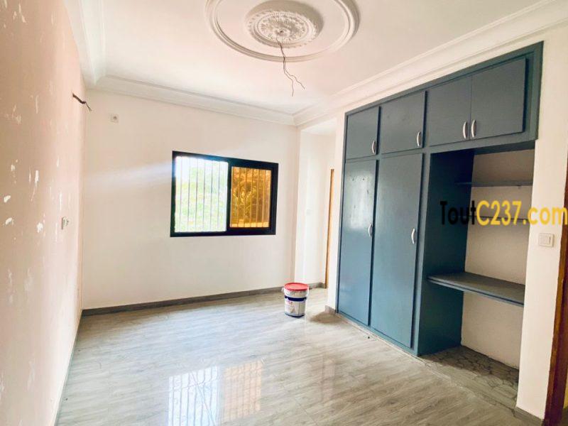Appartement à louer à Kptto residence