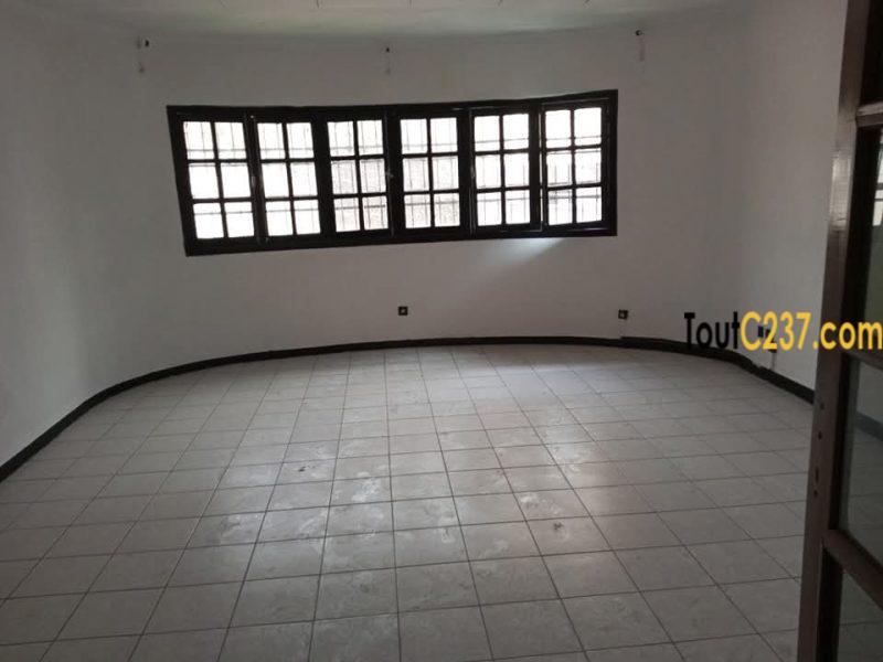 Duplex a louer a bonanjo