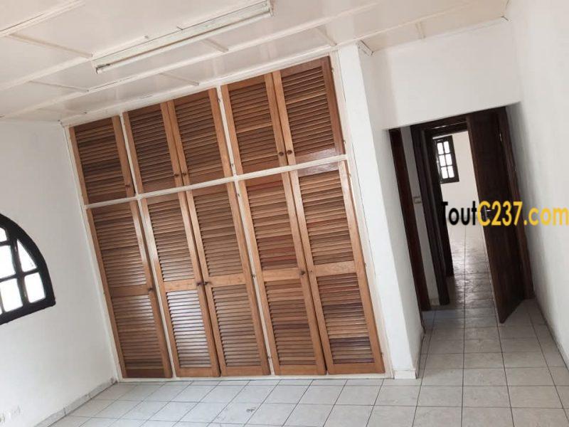 Duplex a louer a bonanjo