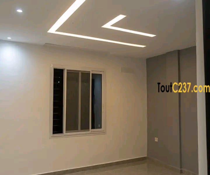 De beaux appartements et studios à louer à Beedi à votre disposition dans confort insolent