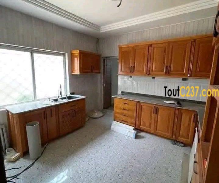 #Duplex haut standing à louer à #Bonapriso