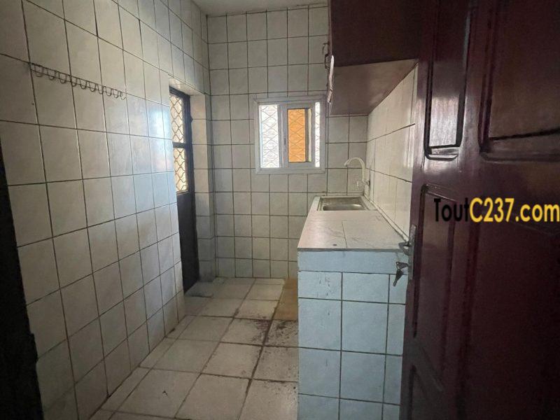Appartement à louer à Bonamoussadi, Douala