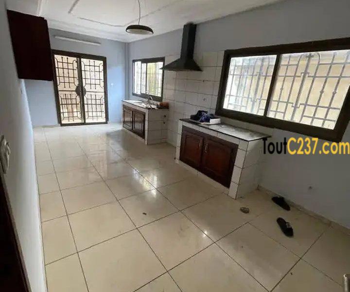Duplex haut standing à louer à Logpom