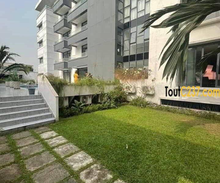Appartement haut standing à louer à Bonapriso Douala